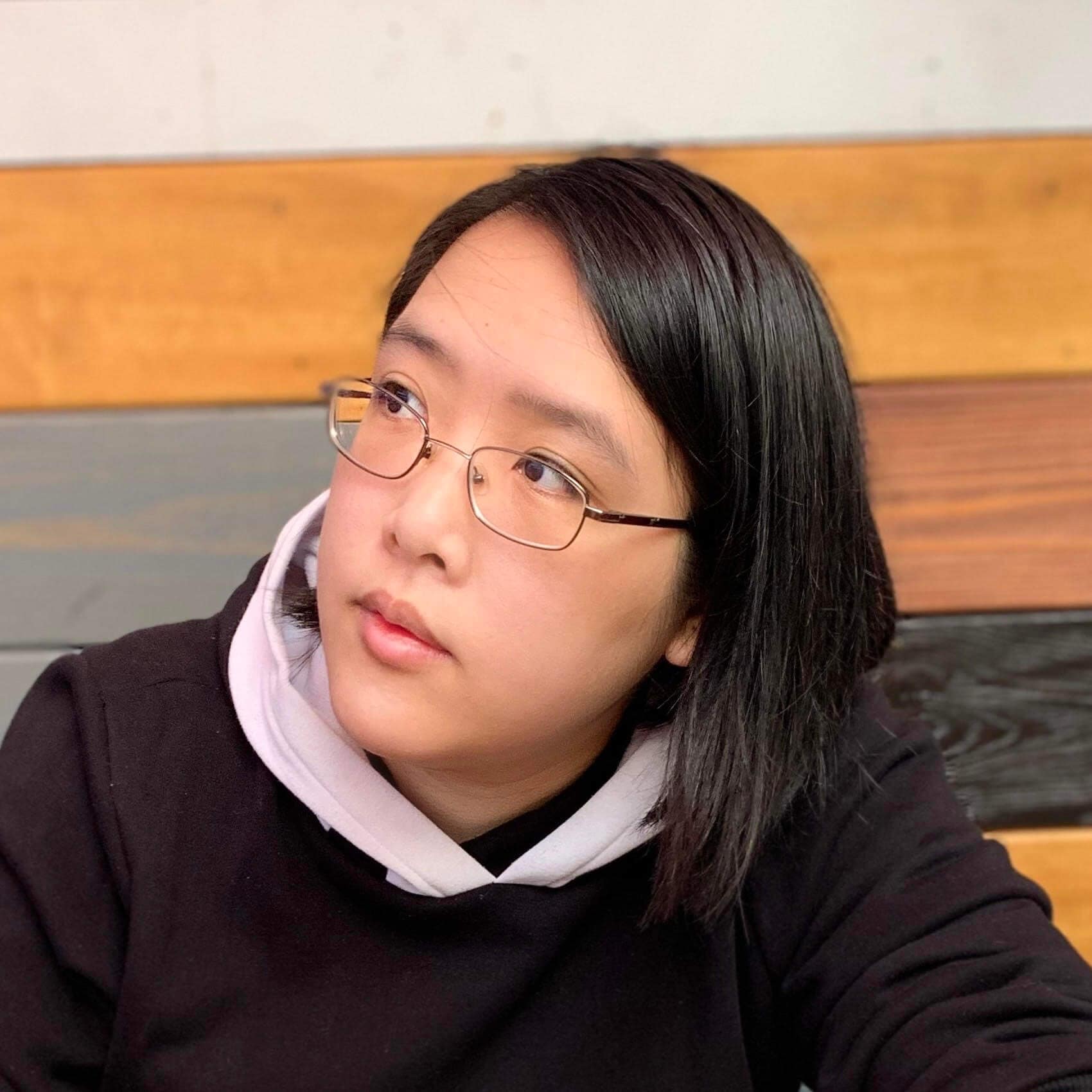 CrystalKanProfilePicture01